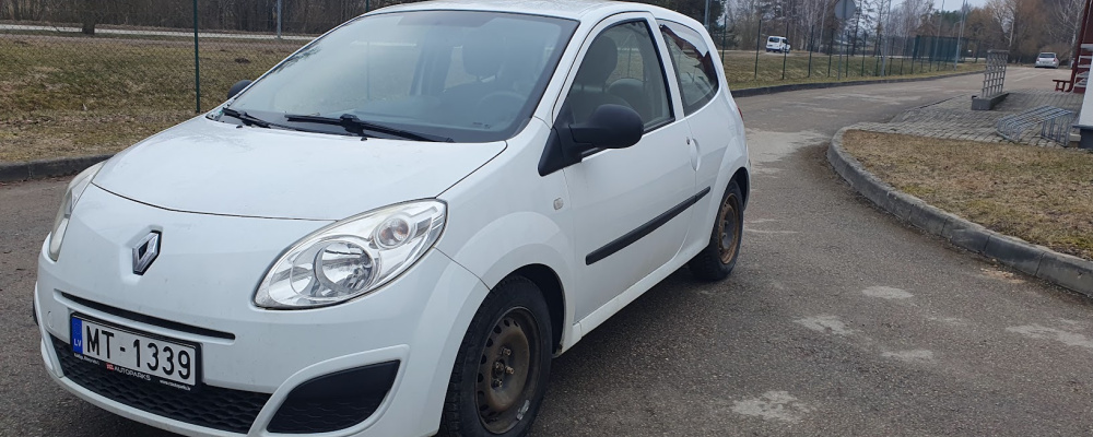 Pārdod izsolē automašīnu RENAULT TWINGO