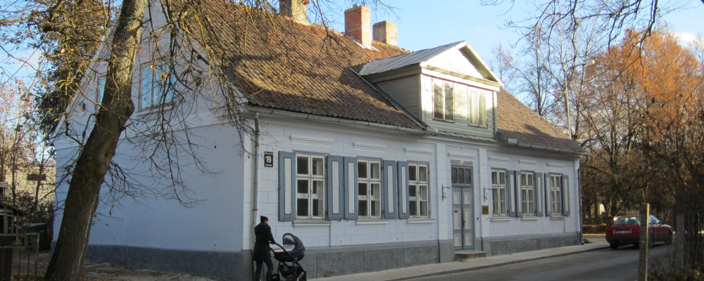 1905. gada iela atkal atvērta satiksmei